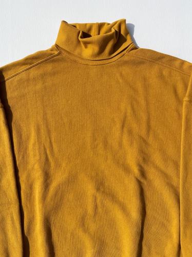 Super Russell Turtle Neck Sweatshirt "Mustard"