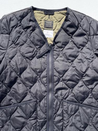 【TAION】 MILITARY W-ZIP V NECK DOWN JKT (Black)