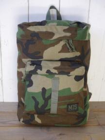 BACKPACK (Woodland Camo)