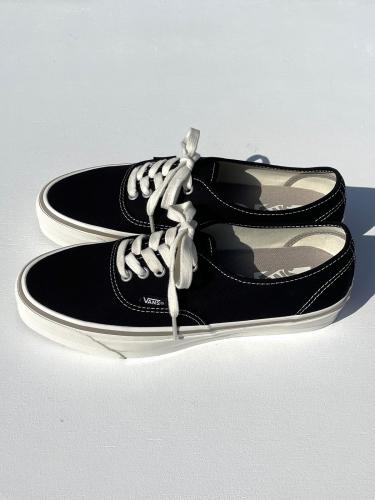 Mte Authentic Reissue 44 (Black/Marshmallow)