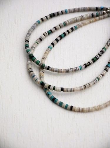 コリーナ ヤジー アンクレット 2本 セット ナバホ ナヴァホ ビーズ Natural/商品詳細 【Colina Yazzie】 Beads Ankelts