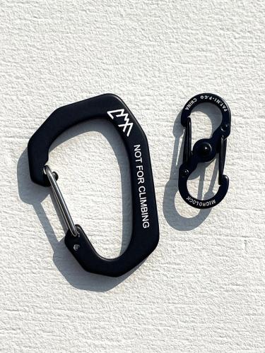【CMF OUTDOOR GARMENT】　Carabiner