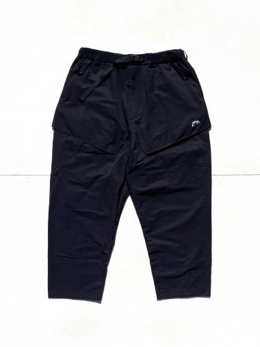 【CMF OUTDOOR GARMENT】　HIDDEN CARGO PANTS (Black)