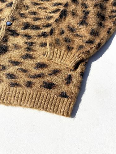 【TOWNCRAFT】 Shaggy Raglan Cardigan "Beige Leopard"