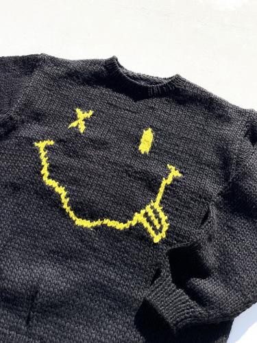 【THRIFTY LOOK】　Smile Hand  Knit Crew